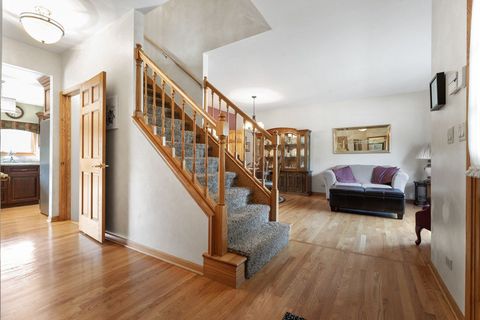 Tiny photo for 700 N Hundley Street, Hoffman Estates, IL 60169 (MLS # 12486068)