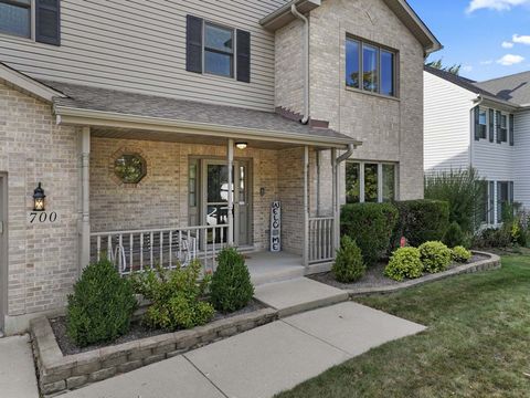 Tiny photo for 700 N Hundley Street, Hoffman Estates, IL 60169 (MLS # 12486068)