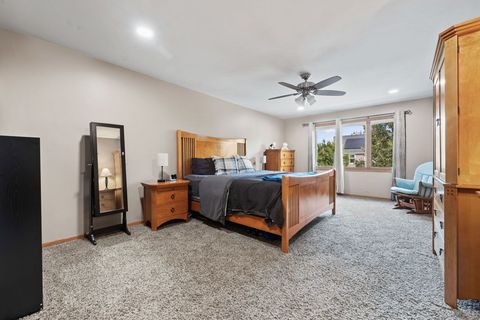 Tiny photo for 700 N Hundley Street, Hoffman Estates, IL 60169 (MLS # 12486068)