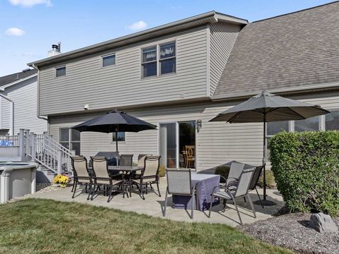 Tiny photo for 700 N Hundley Street, Hoffman Estates, IL 60169 (MLS # 12486068)