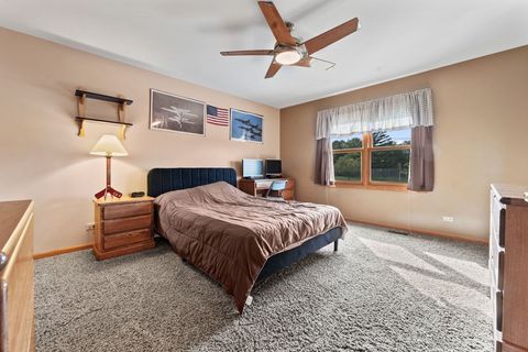 Tiny photo for 700 N Hundley Street, Hoffman Estates, IL 60169 (MLS # 12486068)