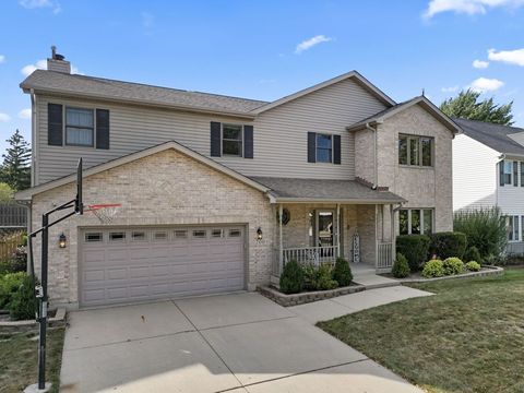 Tiny photo for 700 N Hundley Street, Hoffman Estates, IL 60169 (MLS # 12486068)