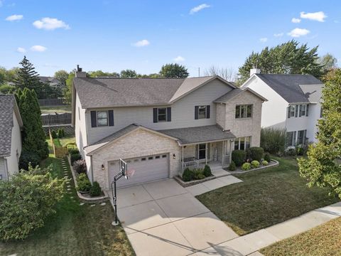 Tiny photo for 700 N Hundley Street, Hoffman Estates, IL 60169 (MLS # 12486068)
