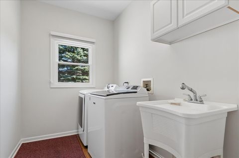 Tiny photo for 1816 Burnell Court, Batavia, IL 60510 (MLS # 12579350)