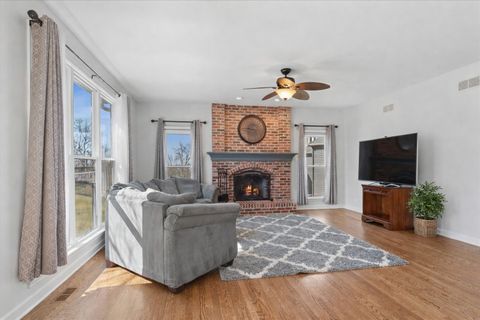 Tiny photo for 1816 Burnell Court, Batavia, IL 60510 (MLS # 12579350)