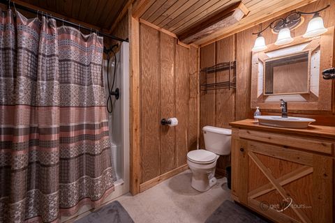 Tiny photo for 8585 S Derinda Road, Elizabeth, IL 61028 (MLS # 12487831)