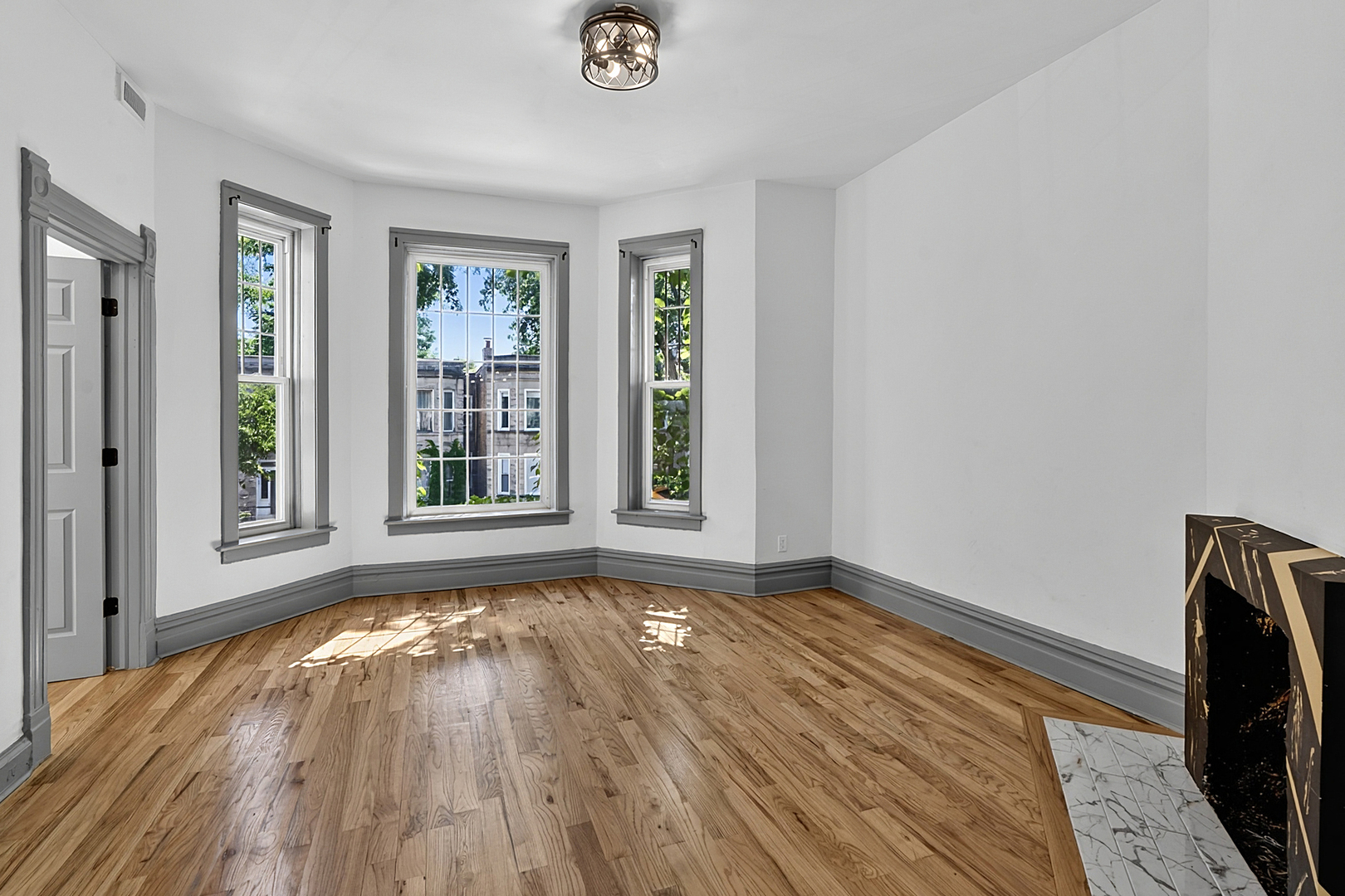 6602 S Marquette Road - Photo 4