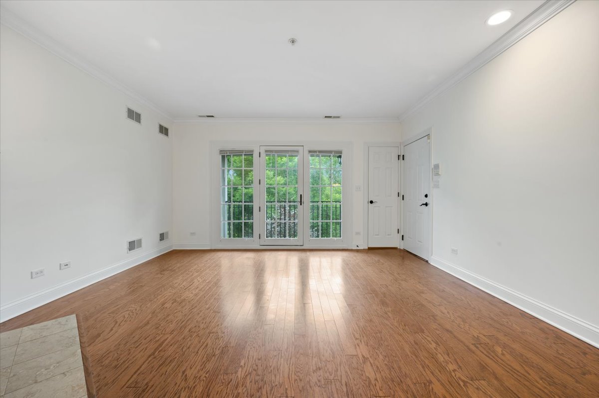 2536 Mcdaniel Avenue 402
