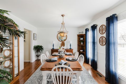 Tiny photo for 804 Aurora Lane, Marion, IL 62959 (MLS # 12551764)