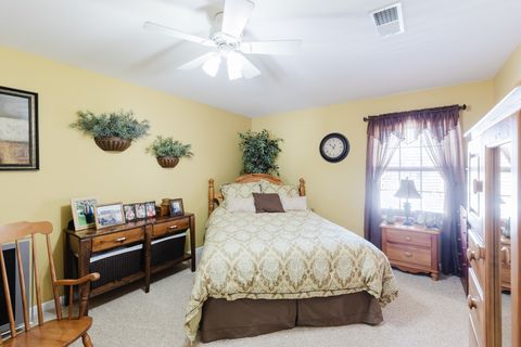 Tiny photo for 804 Aurora Lane, Marion, IL 62959 (MLS # 12551764)