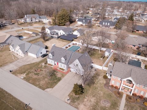 Tiny photo for 804 Aurora Lane, Marion, IL 62959 (MLS # 12551764)