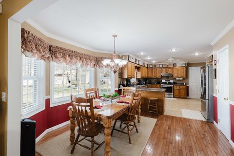 Tiny photo for 804 Aurora Lane, Marion, IL 62959 (MLS # 12551764)