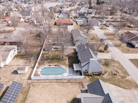 Tiny photo for 804 Aurora Lane, Marion, IL 62959 (MLS # 12551764)