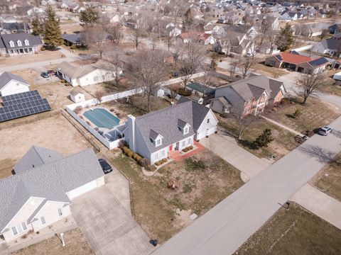 Tiny photo for 804 Aurora Lane, Marion, IL 62959 (MLS # 12551764)