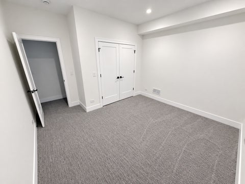 Tiny photo for 6732 N Oxford Avenue, Chicago, IL 60631 (MLS # 12761721)