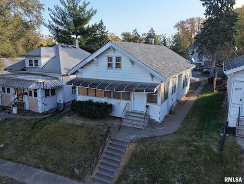 Photo of 1619 6TH Street, Rock Island, IL 61201 (MLS # QC4269676)