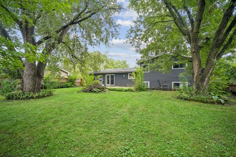 Tiny photo for 118 Dartmoor Drive, Crystal Lake, IL 60014 (MLS # 12709876)