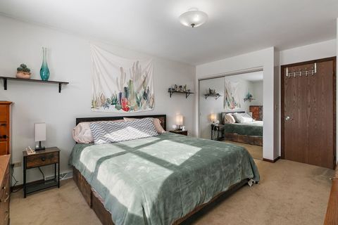 Tiny photo for 1345 S Madlock Court, Elgin, IL 60123 (MLS # 12528253)