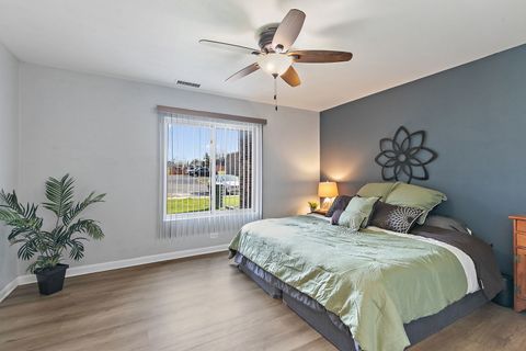 Tiny photo for 112 Mullingar Court #1A, Schaumburg, IL 60193 (MLS # 12613033)