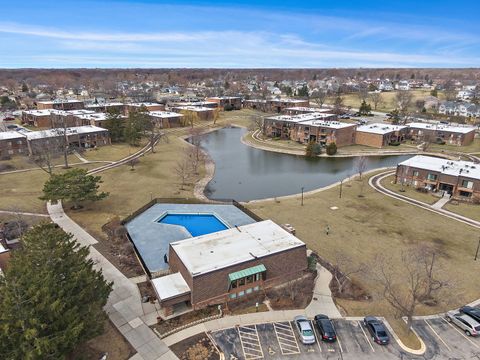 Tiny photo for 112 Mullingar Court #1A, Schaumburg, IL 60193 (MLS # 12613033)