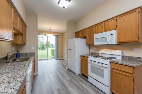 Tiny photo for 17876 W Braewick Road, Gurnee, IL 60031 (MLS # 12491223)