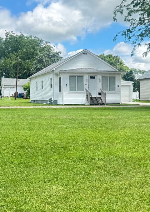 Tiny photo for 224 W 2nd Place, Spring Valley, IL 61362 (MLS # 12681616)