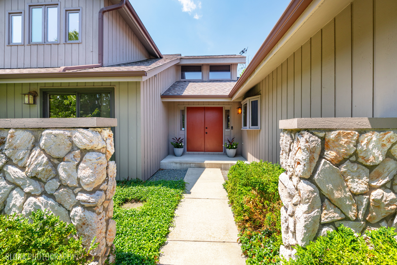 530 Sunnyside Avenue