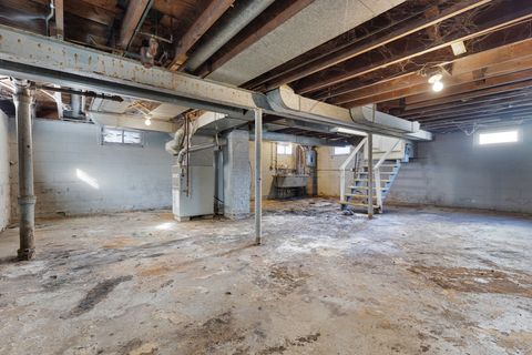 Tiny photo for 3310 186th Street, Lansing, IL 60438 (MLS # 12556310)