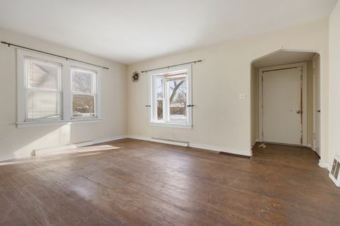 Tiny photo for 3310 186th Street, Lansing, IL 60438 (MLS # 12556310)