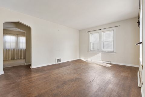 Tiny photo for 3310 186th Street, Lansing, IL 60438 (MLS # 12556310)