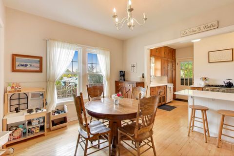 Tiny photo for 121 W Fremont Street, Arlington Heights, IL 60004 (MLS # 12520467)