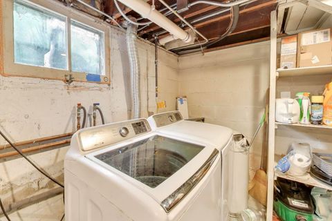 Tiny photo for 121 W Fremont Street, Arlington Heights, IL 60004 (MLS # 12520467)