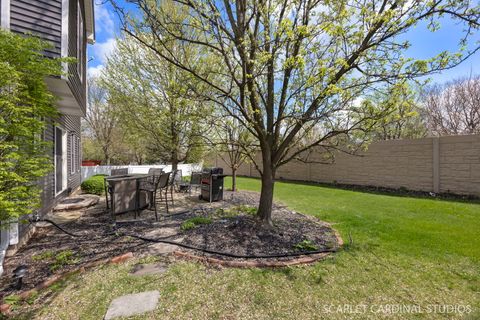 Tiny photo for 741 Cooper Court E, Aurora, IL 60504 (MLS # 12619697)