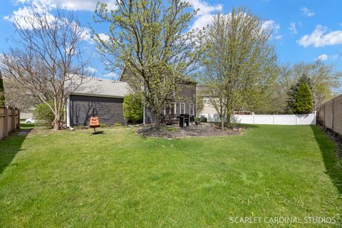 Tiny photo for 741 Cooper Court E, Aurora, IL 60504 (MLS # 12619697)