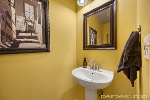 Tiny photo for 741 Cooper Court E, Aurora, IL 60504 (MLS # 12619697)