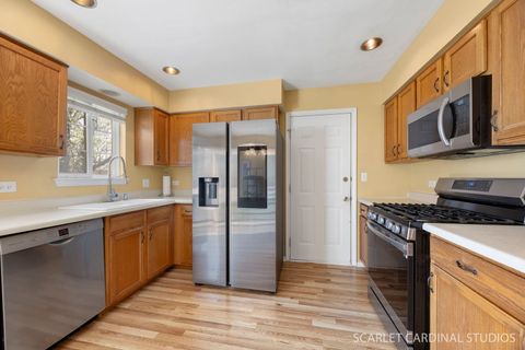 Tiny photo for 741 Cooper Court E, Aurora, IL 60504 (MLS # 12619697)