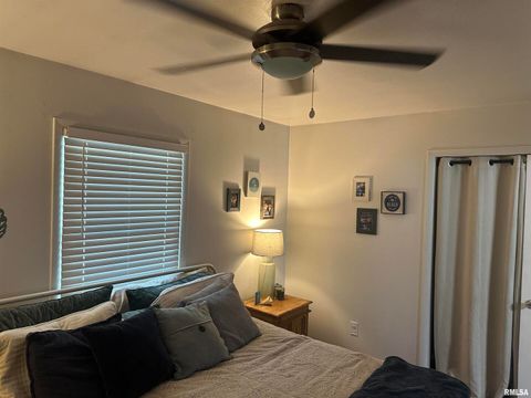 Tiny photo for 37 WESTWOOD Lane, Murphysboro, IL 62966 (MLS # EB460451)