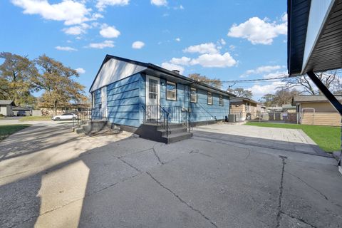 Tiny photo for 19 Mohawk Drive, Thornton, IL 60476 (MLS # 12521079)