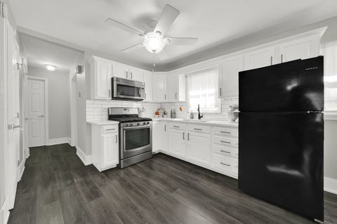 Tiny photo for 19 Mohawk Drive, Thornton, IL 60476 (MLS # 12521079)