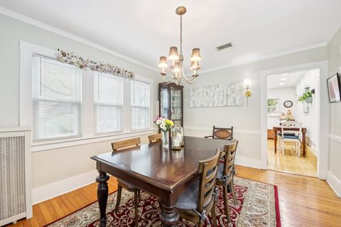 Tiny photo for 806 N Euclid Avenue, Oak Park, IL 60302 (MLS # 12571896)