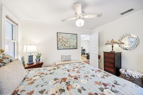 Tiny photo for 806 N Euclid Avenue, Oak Park, IL 60302 (MLS # 12571896)