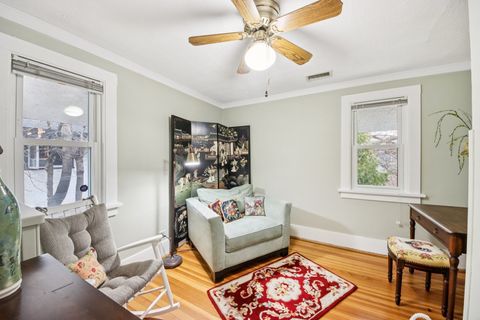 Tiny photo for 806 N Euclid Avenue, Oak Park, IL 60302 (MLS # 12571896)