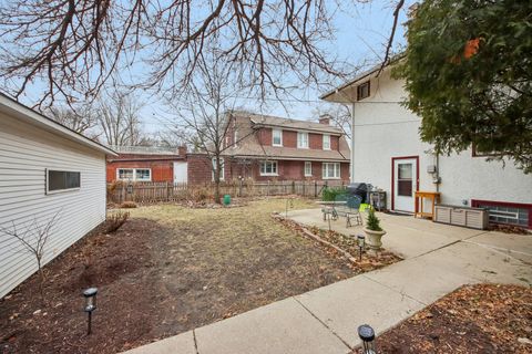 Tiny photo for 806 N Euclid Avenue, Oak Park, IL 60302 (MLS # 12571896)