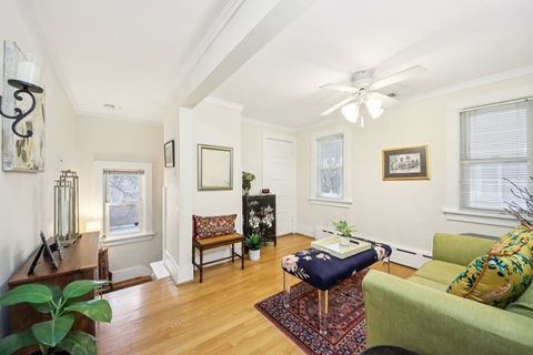 Tiny photo for 806 N Euclid Avenue, Oak Park, IL 60302 (MLS # 12571896)