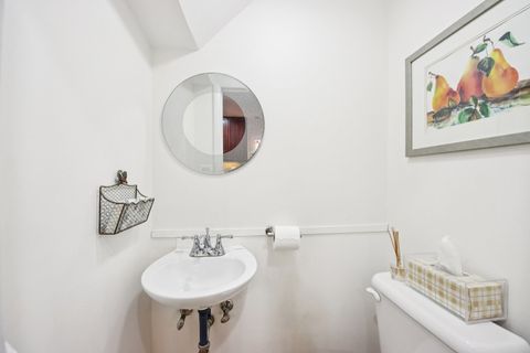 Tiny photo for 806 N Euclid Avenue, Oak Park, IL 60302 (MLS # 12571896)