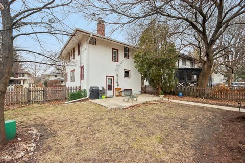 Tiny photo for 806 N Euclid Avenue, Oak Park, IL 60302 (MLS # 12571896)