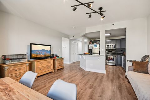 Tiny photo for 1930 N Harlem Avenue #302, Elmwood Park, IL 60707 (MLS # 12595122)