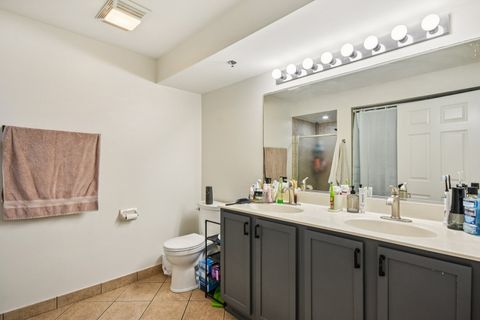 Tiny photo for 1930 N Harlem Avenue #302, Elmwood Park, IL 60707 (MLS # 12595122)