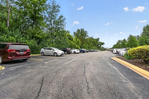 Tiny photo for 101 Bar Harbour Road #6T, Schaumburg, IL 60193 (MLS # 12769509)
