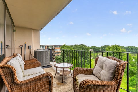 Tiny photo for 101 Bar Harbour Road #6T, Schaumburg, IL 60193 (MLS # 12769509)
